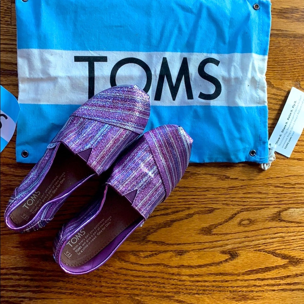 TOMS youth2.5 Shoes